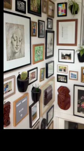 Our OOK Monkey Hooks and Hanging Kits are perfect for hanging on plaster. Watch how @mynwnest uses our products to make this gallery wall in her home on plaster walls! 😍 #HangingWithOOK #BuiltForHanging