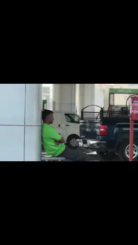 #explowre #fyp #kwt   من جـرب الغربة عرف قيمة الدار ‏ومن جـرب الفرقى حـس بوجعها 