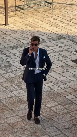 My kinda fit 👔  Suit is @hawesandcurtisglobal  #OOTD #style #mensfashion #suit