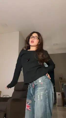 NO SKIPS 💋@Sabrina Carpenter