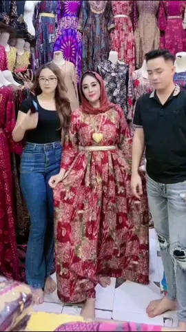 Masa allah cantik banget calon mantuku dan baik banget ramah juga sehat terus kalian berdua 🤲🤲🥰@Anas fikry @ADELIAREGINA_Real 