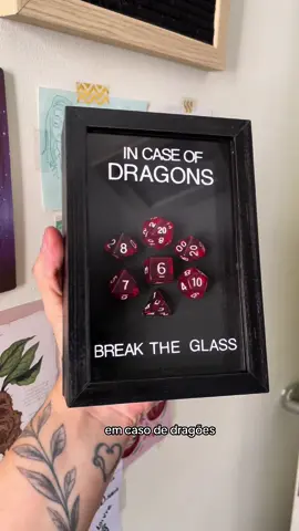 O presente perfeito para quem ama jogos de RPG (como Dungeons & Dragons) 🧙🏼🧝🏼‍♀️🐲 #ded #dungeonsanddragons #rpg #DIY #quadrodecorativo 