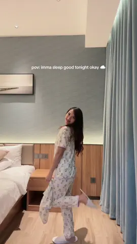 Replying to @Itsmeivyss ending my day with a tulips pjs! 💜 #sleepwear #sleepwearfashion #pajama #pajamaset #pantulog #3in1sleepwear #sleepwearterno #OOTD #ootdinspo #tiktokfindsph #TiktokShopfinds #TiktokShop 