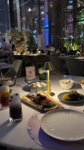 عشاء مع حبيب القلب 🤍#بيت_ورد #بيت_ورد_جده #مطاعم_جده #افضل_مطعم_جده 