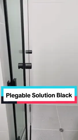 Optimiza el ingreso a la ducha, Mampara Plegable Solución, Alta Gama.  🏡🤝 #ducha #duchas #mampara #baños #puertadeducha #bañosbonitos #optimization #deco #hogar #hogardulcehogar 