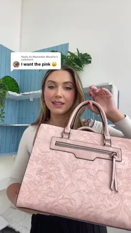 Replying to @Mercedes Murphy Meet our zipper Hibiscus tote! 🌺 