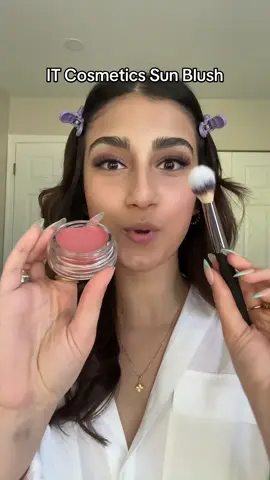 @IT Cosmetics this is SO GOOD!!!! 💗 #fyp #sunblush #blush #review #productreview #makeup #makeupreview #blushhack #Summer #itcosmetics #tarunadhillon 