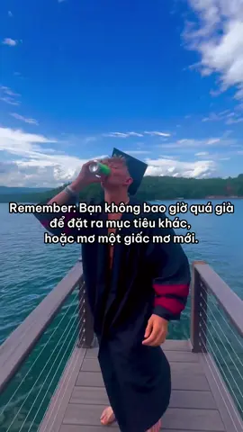 bạn thường xem chỉ tay để biết số phận, vậy những người họ không có tay thì sao. Không ai có thể viết lên số phận của bạn ngoài bạn. #thaydoibanthan #phattrienbanthan #movemtv #moveon #motivation #dongluc 