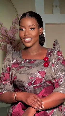 Faridah, the wedding guest. Gomasi from @Maria’s Bridals @Railey_touch on the facebeat #faridahnakazibwe18 #tiktokuganda🇺🇬🇺🇬🇺🇬 