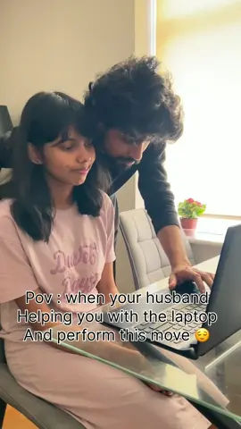 When your husband helping you with the laptop and perform this move 😍🤗😌 #couplegoals #couple #couples #Love #manchester #sweet #tiktok #20m #million #club #viral #foryou #fyp 