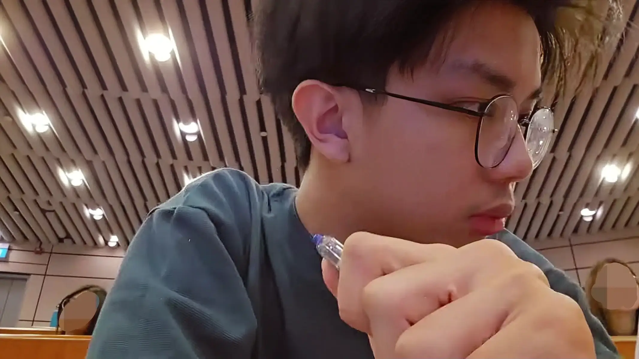 pov : kevin ngajarin kamu kimia #kevinliusbong #imkevin @kevin_lius_bong 