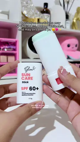 as an oily skin girlie, ang ganda nya gamitin. Hindi malagkit at walang whitecast. my on the go sunstick 😩💖 #helloglow #helloglowsuncarestick #suncarestick #sunstick #viralsunstick #sunscreen #sunscreenviral #sunscreenrecommendation #fyp 