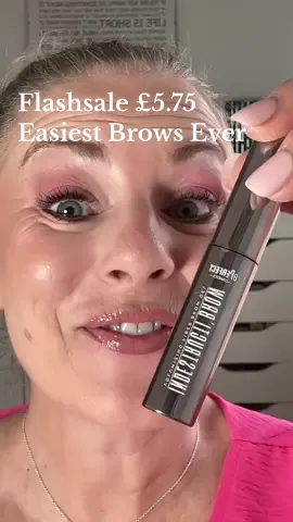 £5.76 Flashsale! Brows are done in seconds ⏰ #browgel #brows #browsonpoint #flashsale #affordablemakeup #easymakeup #beginnermakeup #contentcreator #fyp