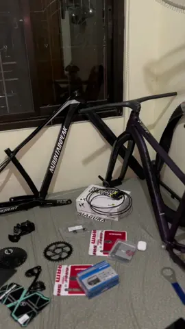 nyongi #sagmit #sagmitcrazyboostv2 #siklista #siklistangtiktoker #siklistaph #siklistangbabae #siklistangilocano #siklistangtiktokerist🚴‍♂️ #trend #trending #montage #montagem #mtb #mtblife #mtbb #mtbforyou #brtbrt🔫🔫 #mountainpeak #mountainpeakeverest #mountainpeakmonster 