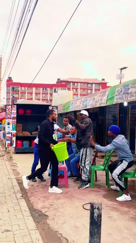 Boqorka gym Prnka public Nairobi Kenya🇰🇪🫢😂😂😂 #kenyantiktok #somalitiktok #boqorka_gym #boqorkagym #prank 