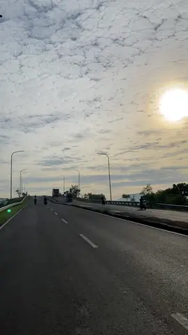 ada yang tau ini dimana?😊 #sukabumi #sukabumijawabarat #sukabumihits #sukabumiexplore #sukabumipride #sukabumicity #jalursukabumi #jalurselatansukabumi #jalurlingkarselatansukabumi