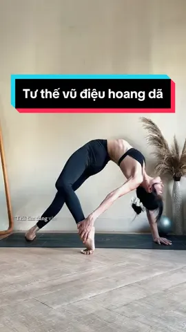 “Những thứ đẹp đẽ thường khiến ta sợ, sợ sau này đánh mất, sợ sẽ phải quên đi…” _🤍_  Một chuyển động đẹp khoe trọn đường con cơ thể, hãy thử và lên hình thật đẹp nhé  #yoga #Angelyoga #yogamodel #yogateacher #xuhuongtiktok #yogatrend #yogavietnam #yogapose #hibisports 