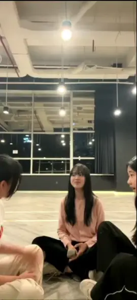 ci lana ngga tuh 😭 #jkt48 #olinejkt48 #lanajkt48 #araliejkt48 
