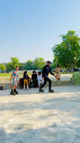 with Ashan skater D.I.Khan#fyp #farhanskatingclub #vairalviedo🥰🤗 #foryoupage #plzviral🥺🥺🙏🙏foryoupage #foryou 