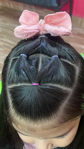 PEINADO FÁCIL PARA NIÑA,solo con 4 ligas #peinadosparaniña #peinadosfaciles #prinadoconligas#peinadosfacilesyrapidos #peinadosfaciles 
