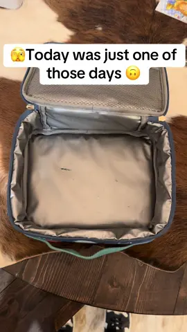 Anybody else on the struggle bus ttoday? 🚌 oh… just me?  Cool 🫤 #wednesday #school #lunch #struggle #strugglebus #midweek #mom #MomsofTikTok #momlife #kids #adayinmylife #fypシ゚viral #fyppppppppppppppppppppppp #trending 