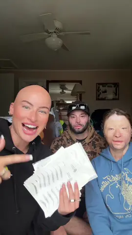 Yall wanted more @CarterAndKarleigh content so here it is🤍 #burnsurvivor #browtransfers #eyebrowhelp #baldiebean 