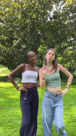 trend avec ma bff🫦🫦 #onesttropbelles #fyp #trend #slay #pourtoi #besties 