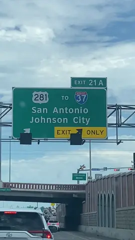 Exit #texas #sanantonio #roadsigns #driving #travel #throwback #road #fypシ #enjoy #enjoylife #havefun #SanAntonioTexas #livelife #fun #beyonce