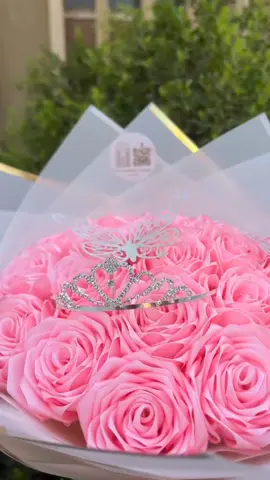 هسمي بوكيه i'm just gril VIP 💗💗💗💗💗💗 بوكيه بينك مع فراشات و تاج مميز جدا 💗💗💗💗 تحسه انه بوكيه لاميره 💗💗💗💗💗💗 للطلب والاستفسار من خلال رسايل الانستجرام 📩  متاح توصيل لجميع المحافظات 🛻  #boquita #explore #بوكيه_خطوبه #فراشاتي_الحلوين🥺🦋 #فراشات_التيك_توك #فرشات #بوكيه_فراشات #بوكيهات #بيبي_فلور #بوكس #بوكيه_ورد #ورد #ورده #بينك 