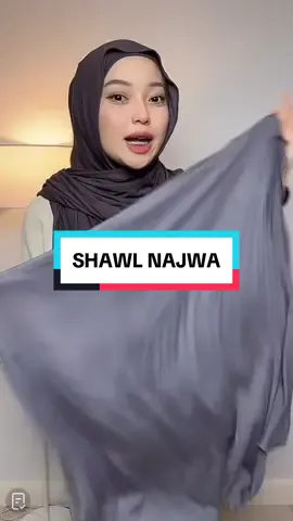Semua colour cantik2 korang grab 2,3 helai tau harga tengah murah #tudungmurah #tudungshawl #shawlmalas #tudungcantik #tudungironless #shawlcottonjersey 
