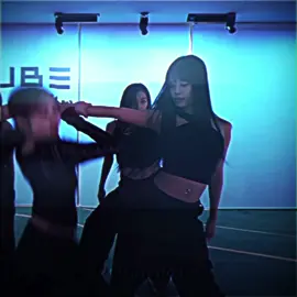 WHO SAID I CANNOT EDIT HAN JIWON #hanjiwon #gidle #tiktokpleasedontruinthequality #kpop #edit #soyeonqrbestneverland #soyeonqr 