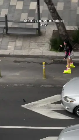 y de pronto un dia de suerte se me hizo comocerte ✨🖤