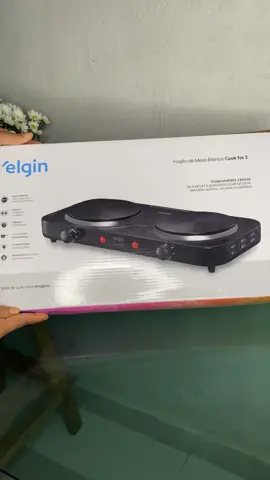 Estava super ansiosa pela chegada do meu fogão elétrico, finalmente chegou e resolvi mostrar pra vocês, ele é de 2 bocas, 2000w, 5 níveis de temperatura, tem luz indicadora de aquecimento e é de 210v ⚡️#fogaoeletrico #umboxing #video #tiktok #viral #donadecasa #morandosozinha 