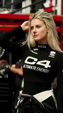 🏁🫶🏼💅🏼 #racing #racecar #driver 