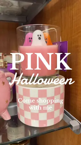 Pink Halloween decor is always so cute 😍 #halloweentok #halloweentiktok #spookyseason #spookyszn #halloweendecor #falldecor #cozy #halloweenaesthetic #octobermood #halloweendecorations #halloween #halloween2024 