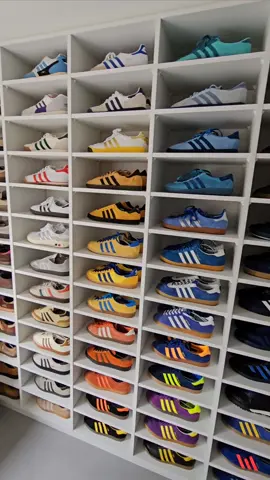 dream room for casuals football #casualindonesia #casualsfootball #adidassamba #adidasspezial #stoneisland #cpcompany #casualstyle #casualculture #fypシ #foryou #fypage #fyp #hooligans #hooligan #adidasamsterdam #adidasindonesia #ultrasgaruda #ultrasindonesia #indohoolstras 