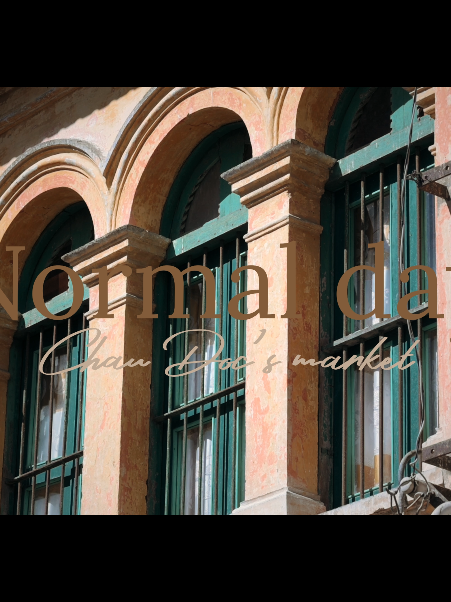 Chợ Châu Đốc - Bản giao hưởng sắc màu của miền Tây!!!! Khám phá chợ Châu Đốc, nơi giao thoa giữa cuộc sống thường ngày và những hương vị đặc trưng của miền Tây. Từ những gánh hàng rong đơn sơ đến những khu chợ tấp nập, chợ Châu Đốc luôn mang đến cho người ta những bất ngờ thú vị. #angiang #châudocangiang67❤️ #lacachaudoc #mientay