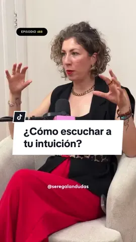 Mar nos explicó cómo es que nuestro cuerpo se conecta con nuestra intuición y todo lo que sentimos 🫂, a pesar de que muchas veces estamos desconectadas de ella.  Para escuchar todo lo que nos dijo @mar.talanquer.coach sobre cómo reconectar con nuestra intuición y nuestro cuerpo, escucha el episodio 488. Estoy cansada de complacer a todos y ser la niña buena 🎧 en plataformas de audio o con video en YouTube.  #seregalandudas #podcast #intuicion #perfeccionismo