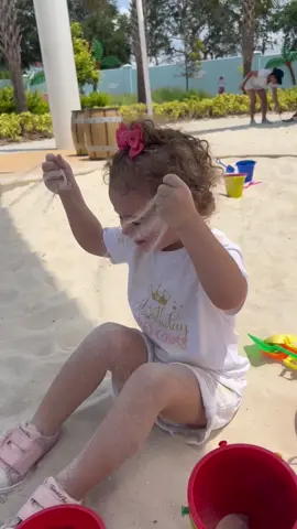 Por qué en la cabeza? 😂🙌 lo importante es que disfrutó  #momlife #humor #parati 