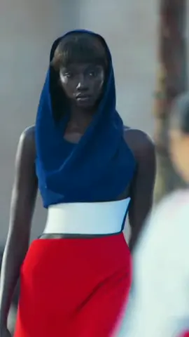 Anok Yai at World Vouge Paris#anokyai #blackmodel #voguefashion #vogue #model 