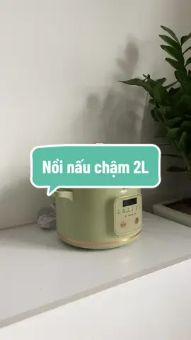Nồi nấu chậm 2L Bear - 𝑪𝒉𝒐 𝒄𝒂́𝒄 𝒎𝒐́𝒏 𝒏𝒊𝒏𝒉, 𝒉𝒂̂̀𝒎 𝒕𝒉𝒐̛𝒎 𝒏𝒈𝒐𝒏 𝒕𝒓𝒐̀𝒏 𝒗ị *Kho cá, thịt, ninh xương, bò hầm, nấu cháo, chè.... Chế biến các món ăn ninh, hầm trở nên dễ dàng hơn bao giờ hết. ✔️ Thiết kế chống tràn an tâm khi sử dụng ✔️ Chế độ hầm nhanh bằng nước nóng tiện lợi ✔️ Nồi có khả năng dẫn nhiệt và giữ nhiệt tốt ✔️ Hầm chậm với lửa nhỏ đảm bảo dưỡng chất ✔️ Chất liệu nồi chắc chắn với khả năng chịu nhiệt tốt ✔️ Bề mặt nồi mịn màng, dễ lau chùi và vệ sinh ✔️ Tích hợp 6 chức năng đáp ứng nhu cầu  #bear #dogiadungbear #noinaucham#noinauchambear#noinauchaochambear #noikhoca#noininhhamdanang #noinauchaochamdanang 