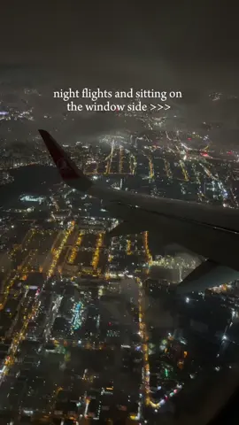Late night flights have my heart✨🖤🫧#fyp #foryou #foryoupage #nightvibes #nightflight #asethetic #airplane #nightlife #citylight #turkey🇹🇷 #turkish #turkishairlines #traveltiktok #bucketlist #adventuretime #uk #uktiktok #turkeytiktok #istanbul 