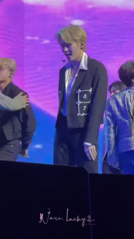 Gyuvin tangan mu 😭🫵🏻  hanbin sampe shock 😭🤣 #sunghanbin #hanbin #zerobaseone #zb1 #foryou #foryourpage #fypシ 