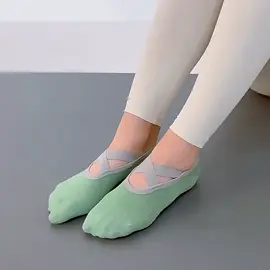 Kaos Kaki Yoga Anti Slip premium Kaus kaki Yoga Anti Slip Wanita #wanita #cantik #fashion #kaoskaki #yoga 