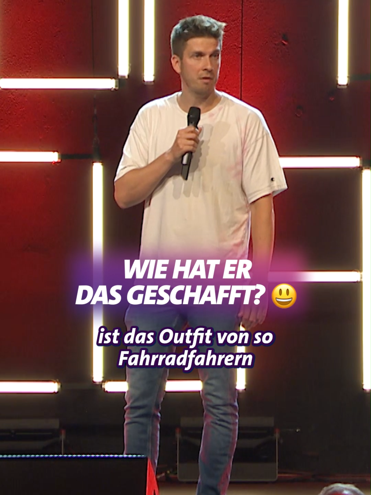 Mit ordentlich Schwung 🩳🛢️ @simonstaeblein | Comedy Clash | LIVE auf dem Twitch Kanal der ARD | Den ganzen Auftritt in der @ardmediathek oder auf YouTube 