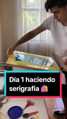 🥲‼️Mi primer intento haciendo Serigrafía‼️🥲 Somos fabricantes y proveedores mayoristas de Bolsas para regalo 🙋🏻‍♂️🛍️  Informacion y catalogo por WhatsApp  #fyp #negocios #proveedoresmayoristas #emprendimiento #clientes #ventas #bolsasderegalo🛍️ #serigrafia #serigrafiadesde0 