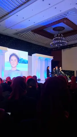 beauty seminar kak @galih.makeupartis  @ltpro_official  #seminar #makeup #makeuptutorial #belajarmakeup #fypmakeup #fyp#fyppppppppppppppppppppppp 