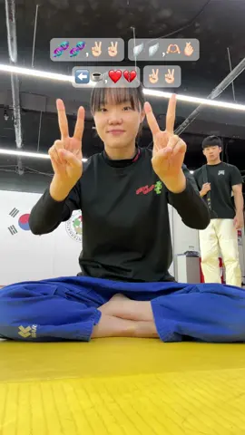 아크 광팬 코치님의 은밀한 취미..#ARrC #아크#ARrC_SnS#SnS_Challenge#ARrC #아크#ARrC_SnS#SnS_Challenge