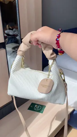 Rekomendasi Handba Wanita👜#tas #taswanita #tasselempang #taspremium #handbag #totebag #fyp #promoguncang99 
