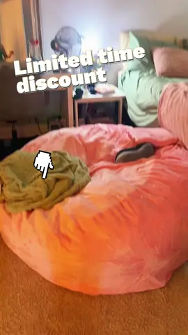 Idk why some people will say this is expensive like its a big ass bean bag with memory foam and three gifts and its really good quality like i just saw one too for almost $100 and the cover was so cheap and the beanbag wasnt memory foam idk what it was. People will try soo hard to hate something too like i swear someone said it was difficult to get out of like.. I cant help u w that 🥲 also said it wont fluff back up like just flip it over or kick it 👏🏻🥸#beanbag #memoryfoambeanbag #lazysofa #beanbags #livingroomdecor #livingroommakeover #bedroom #bedroommusthaves #dealsfordays #comfortable #sleep #bed #relax #backache #softcouch #tiktokfinds #homefinds #livingroominspo #cama #dormir #sala #cuarto #cama #sillon #paralacasa #relaxtime #afterwork 